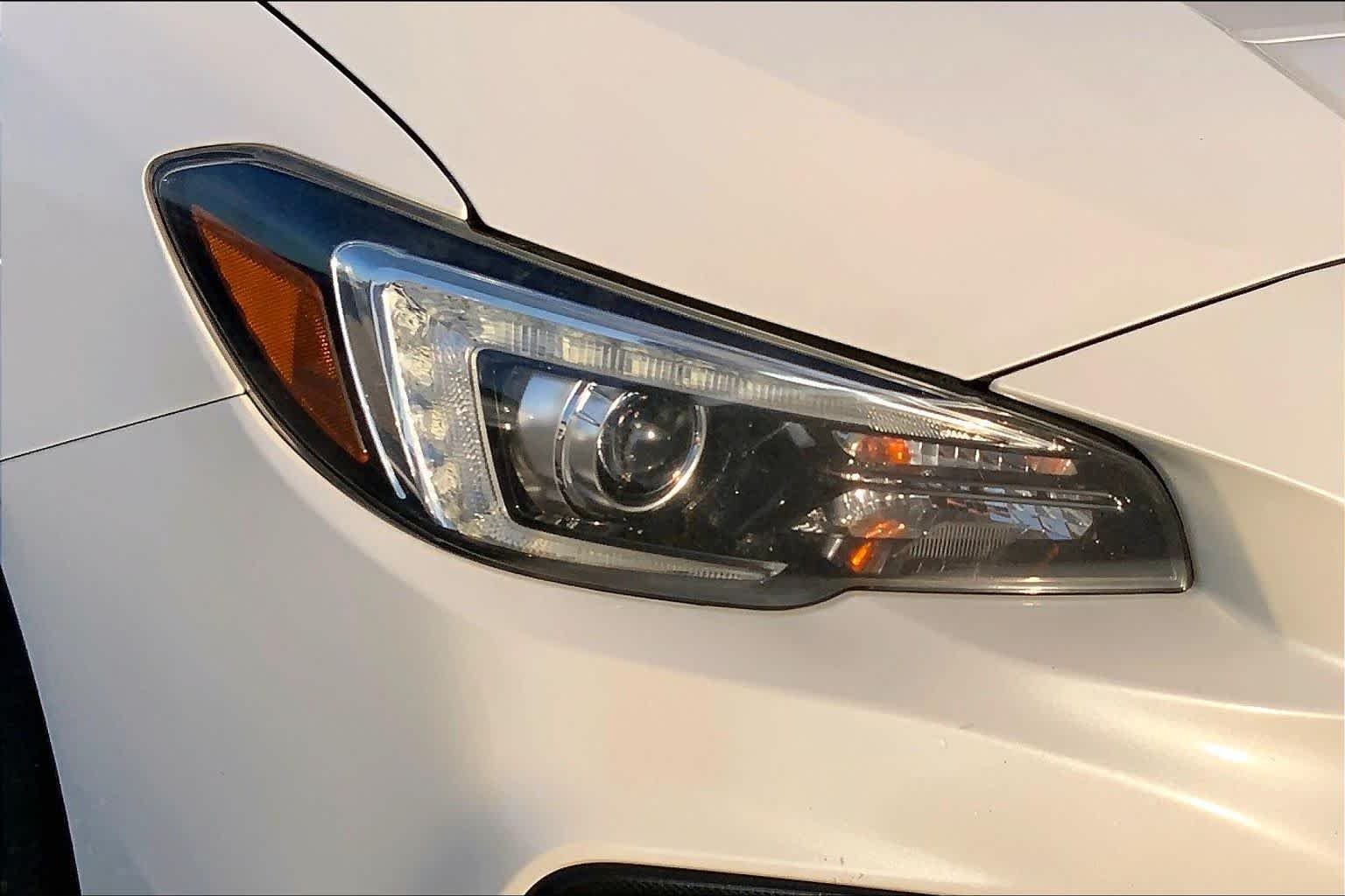 Used 2018 Crystal White Pearl Subaru Limited image 24