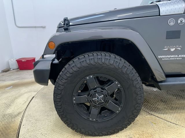 Used 2017 Gray Jeep Unlimited Sahara image 20