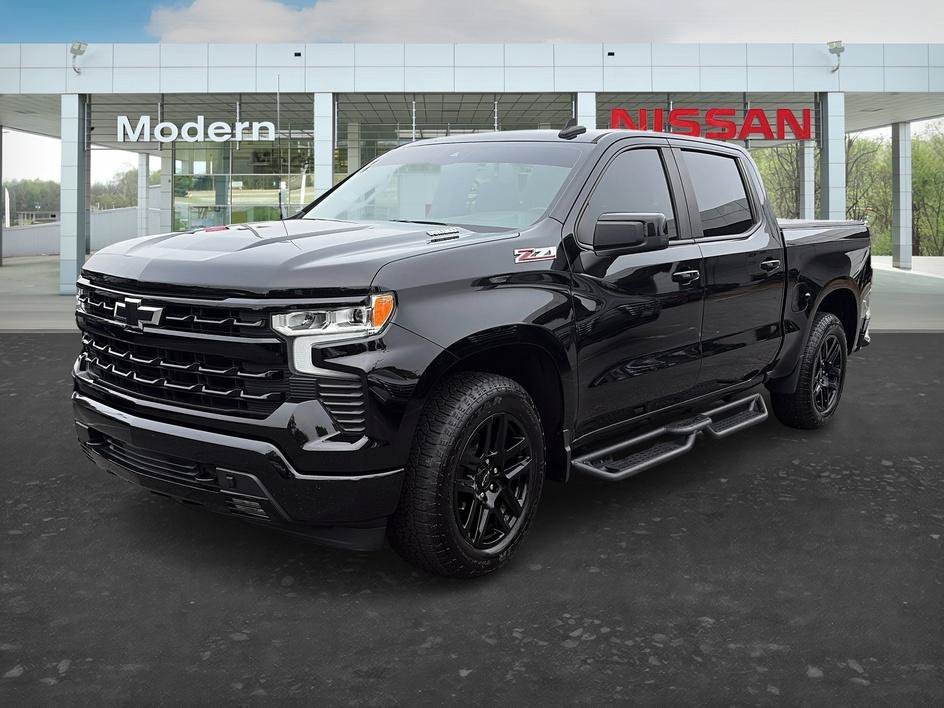 Used 2022 Black Chevrolet RST image 17