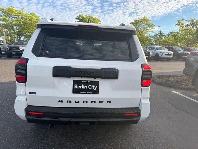 New 2026 White Toyota SR5 image 7