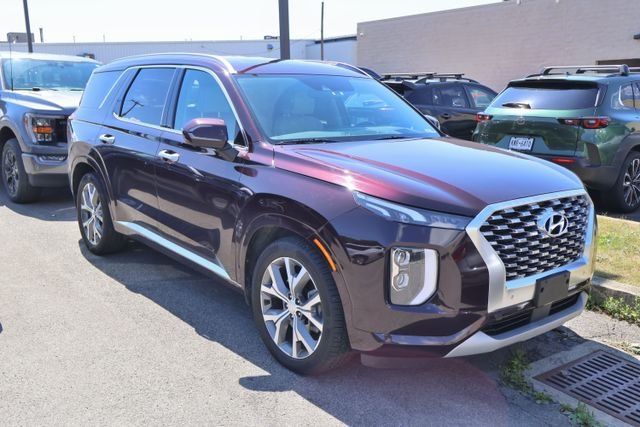 Used 2022 Red Hyundai Limited image 3