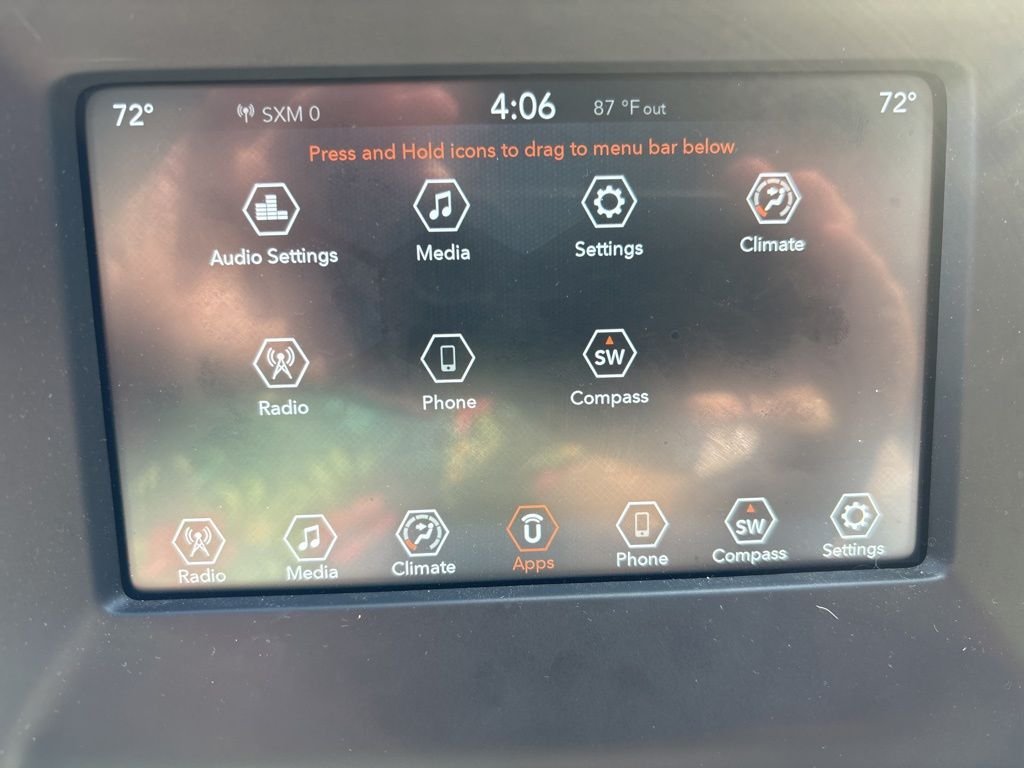 Used 2019 Black Jeep Latitude image 14