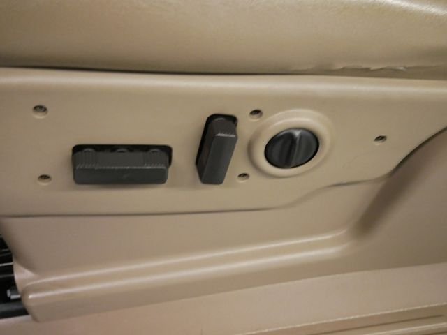 Used 2006 Summit White Chevrolet LT image 15