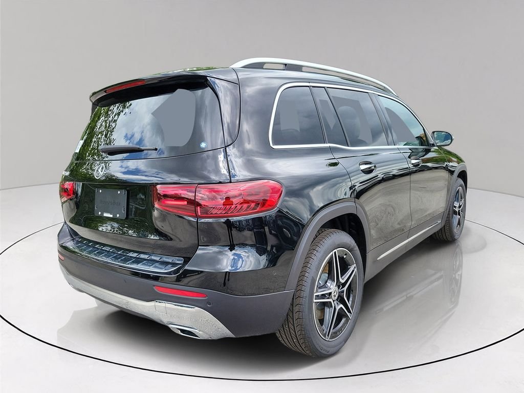 New 2026 Night Black Mercedes-Benz GLB 250 image 6