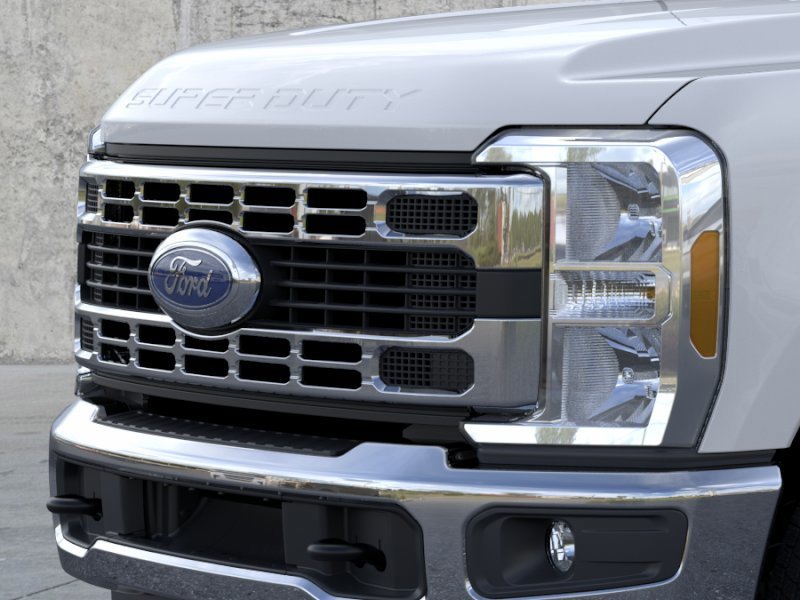 New 2026 Oxford White Ford XLT image 17