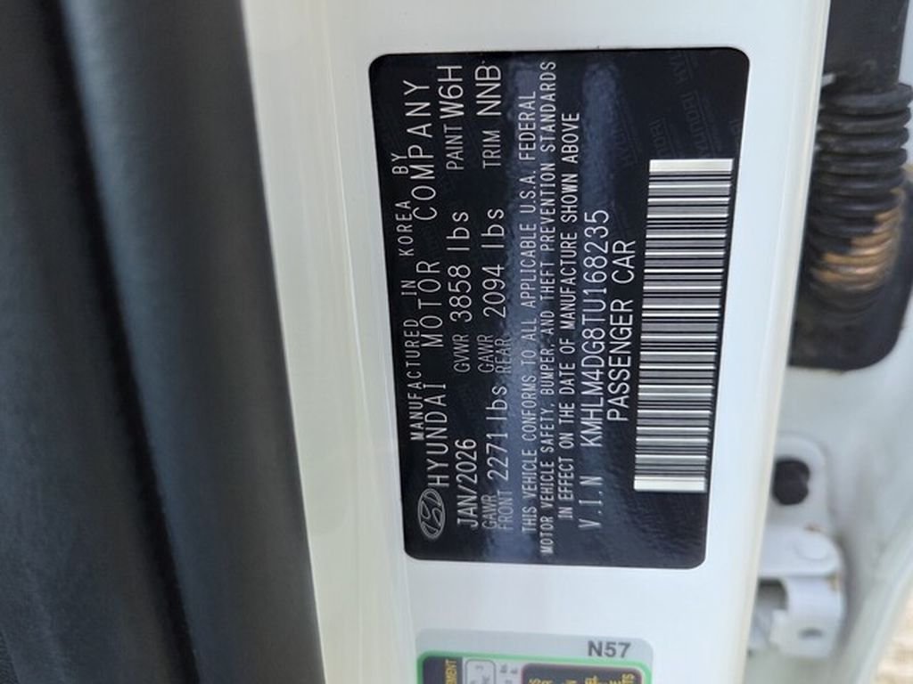 Used 2026 White Hyundai SEL Sport image 7