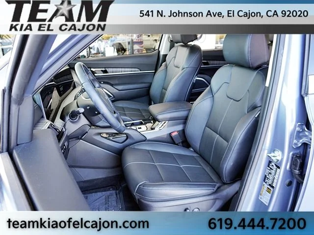 Used 2025 Silver Kia EX FWD image 15