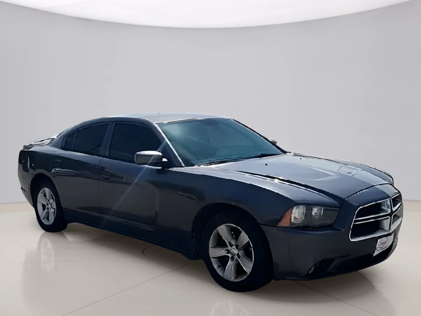 Used 2014 Gray Dodge SXT image 6