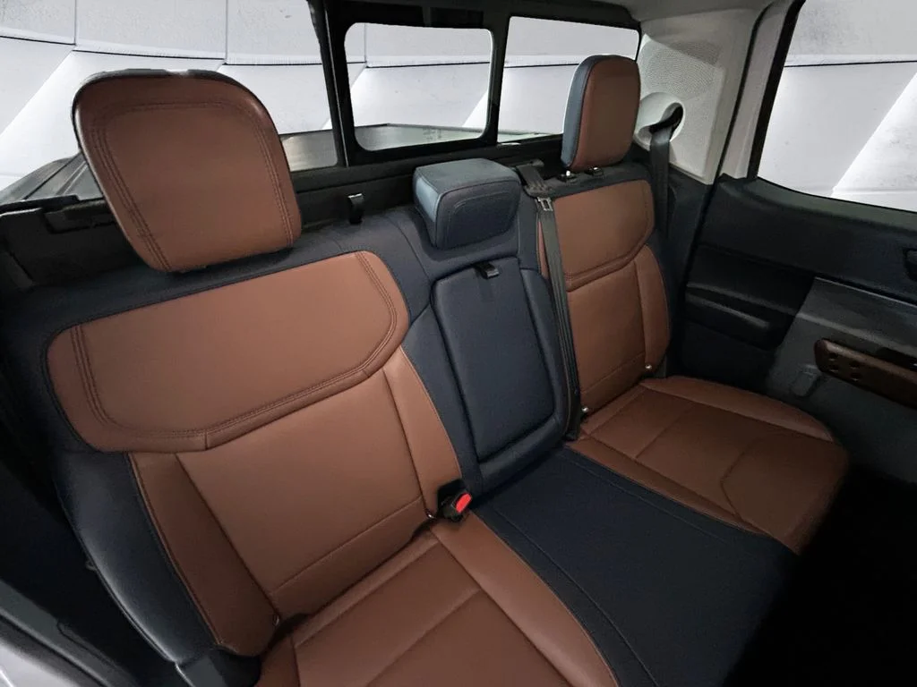 Used 2024 White Ford Lariat image 16