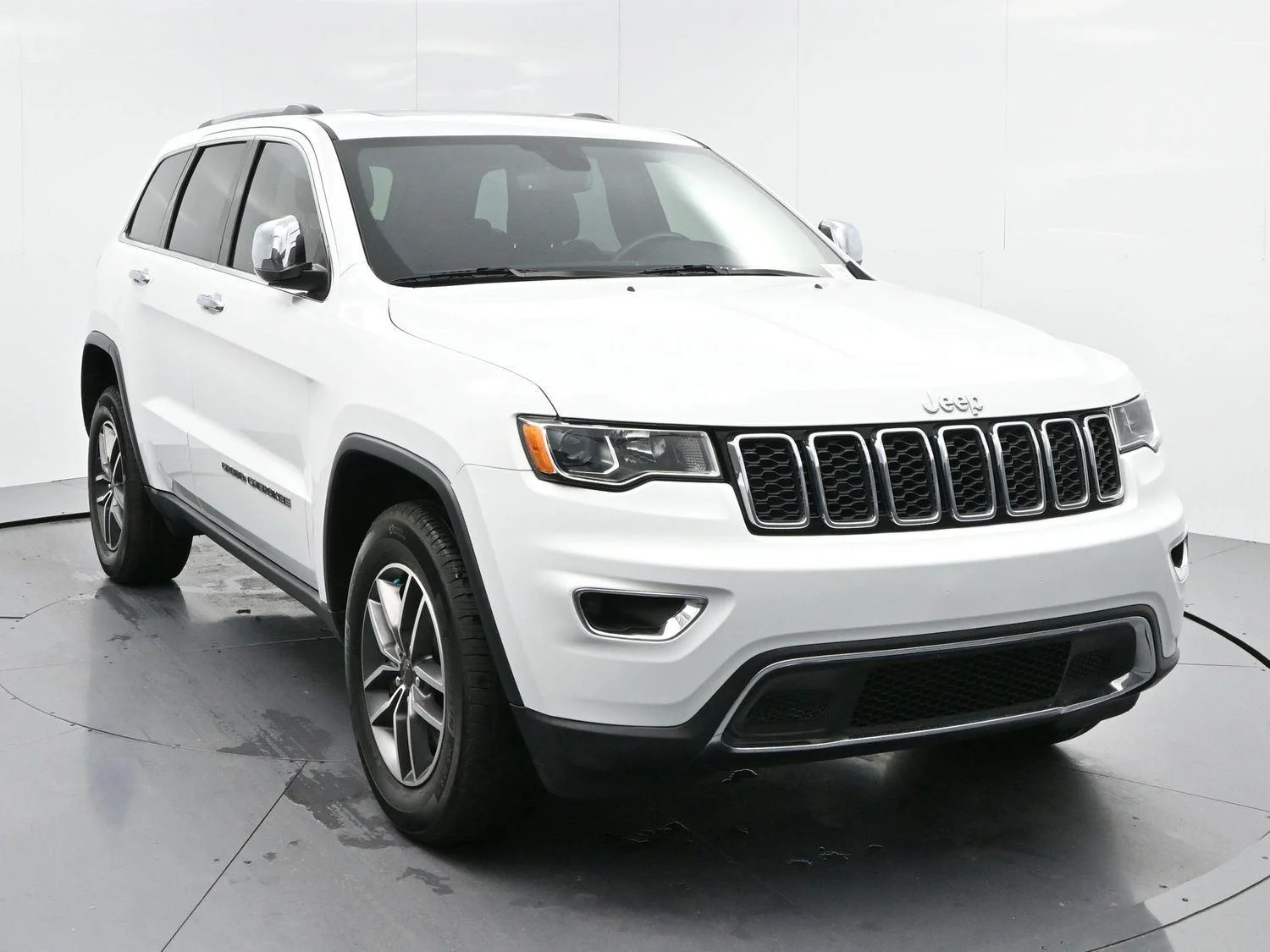 Used 2021 Bright White Clearcoat Jeep Limited image 2