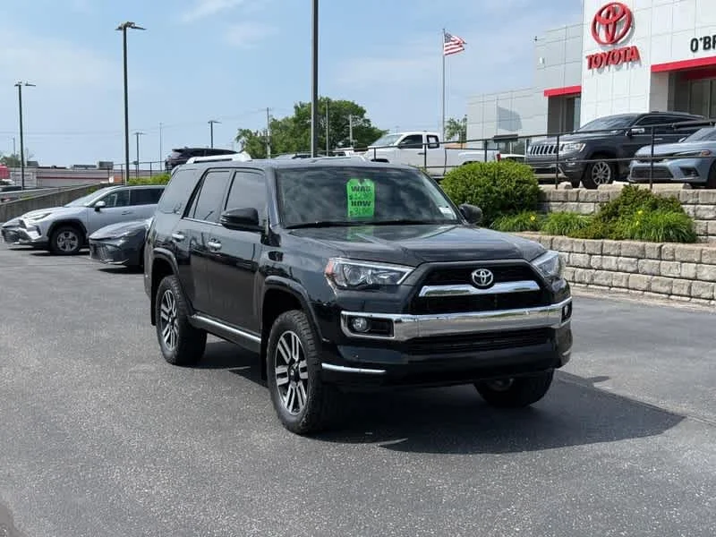 2019 Toyota 4Runner Limited 4x4 V6's photo