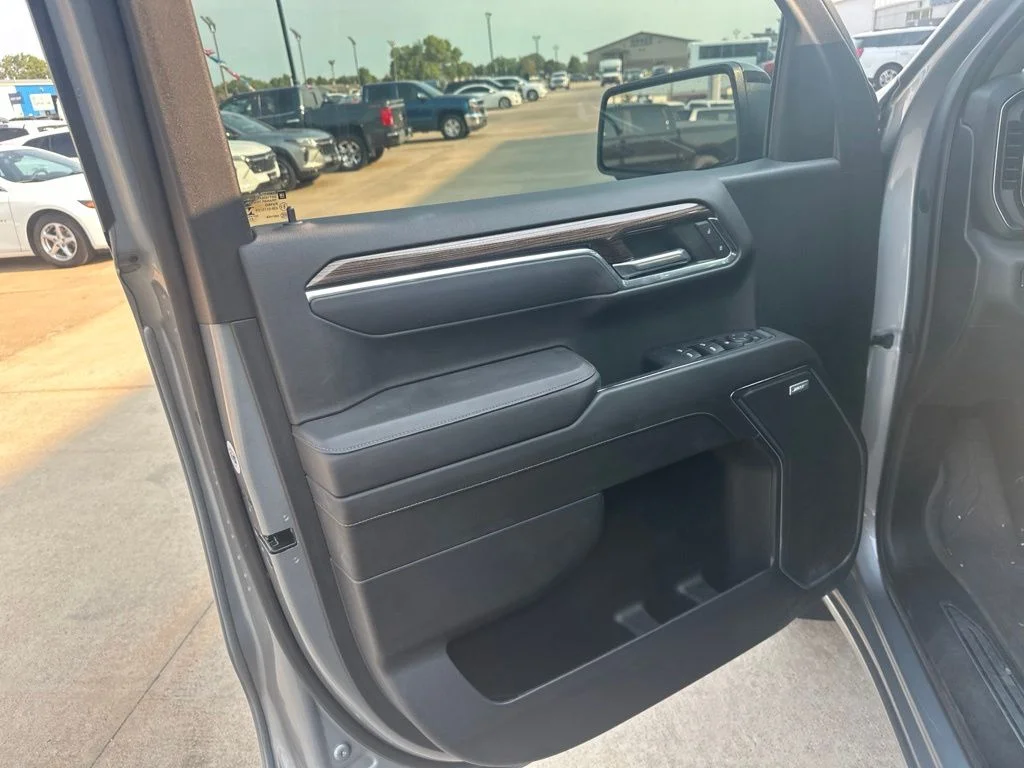 Used 2023 Gray Chevrolet RST image 7