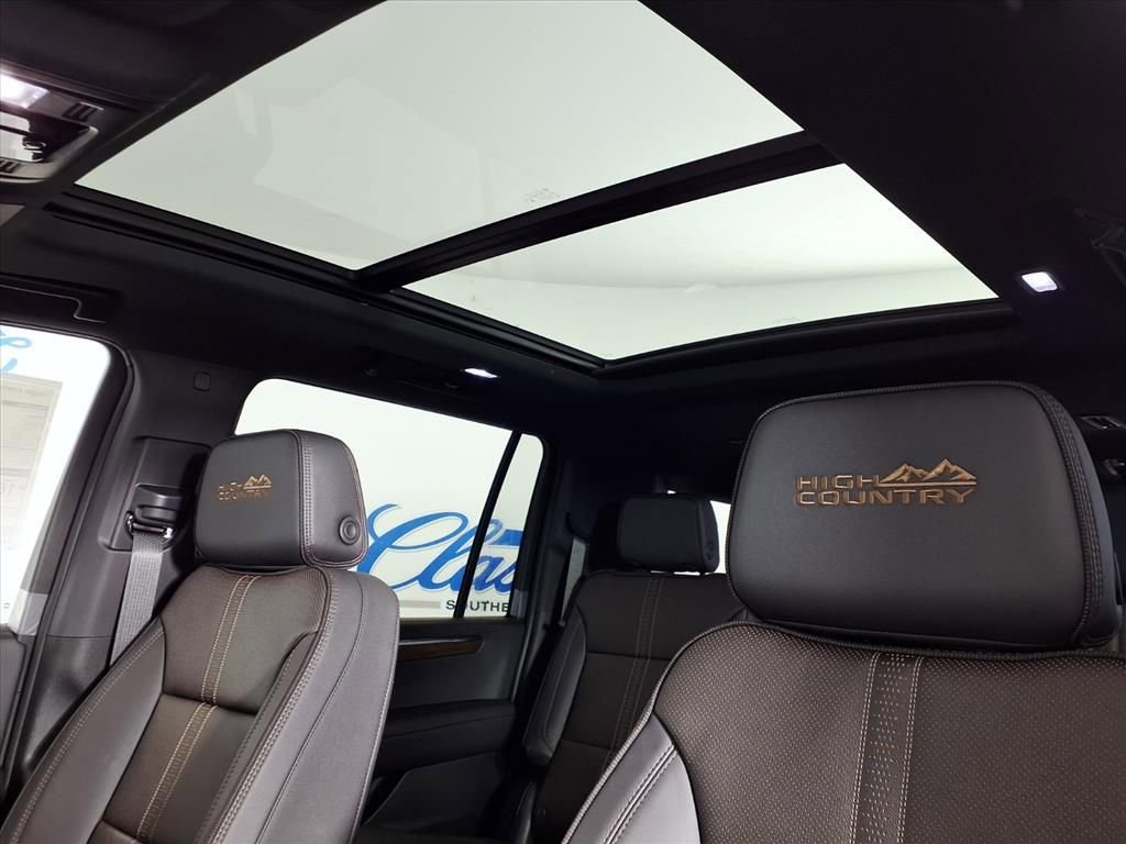 2026 Chevrolet Suburban High Country - Photo 29