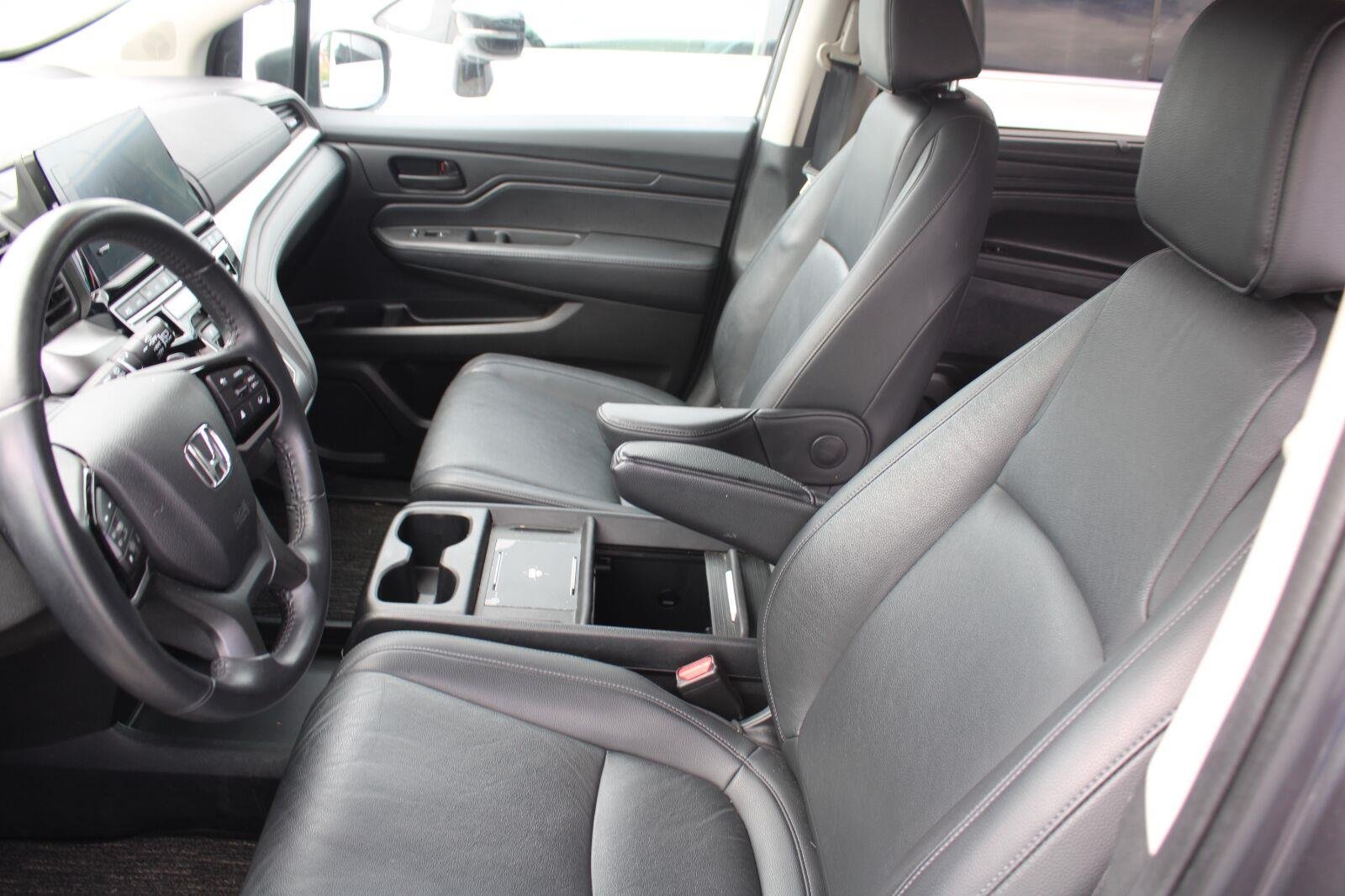 Used 2025  Honda EX-L image 8