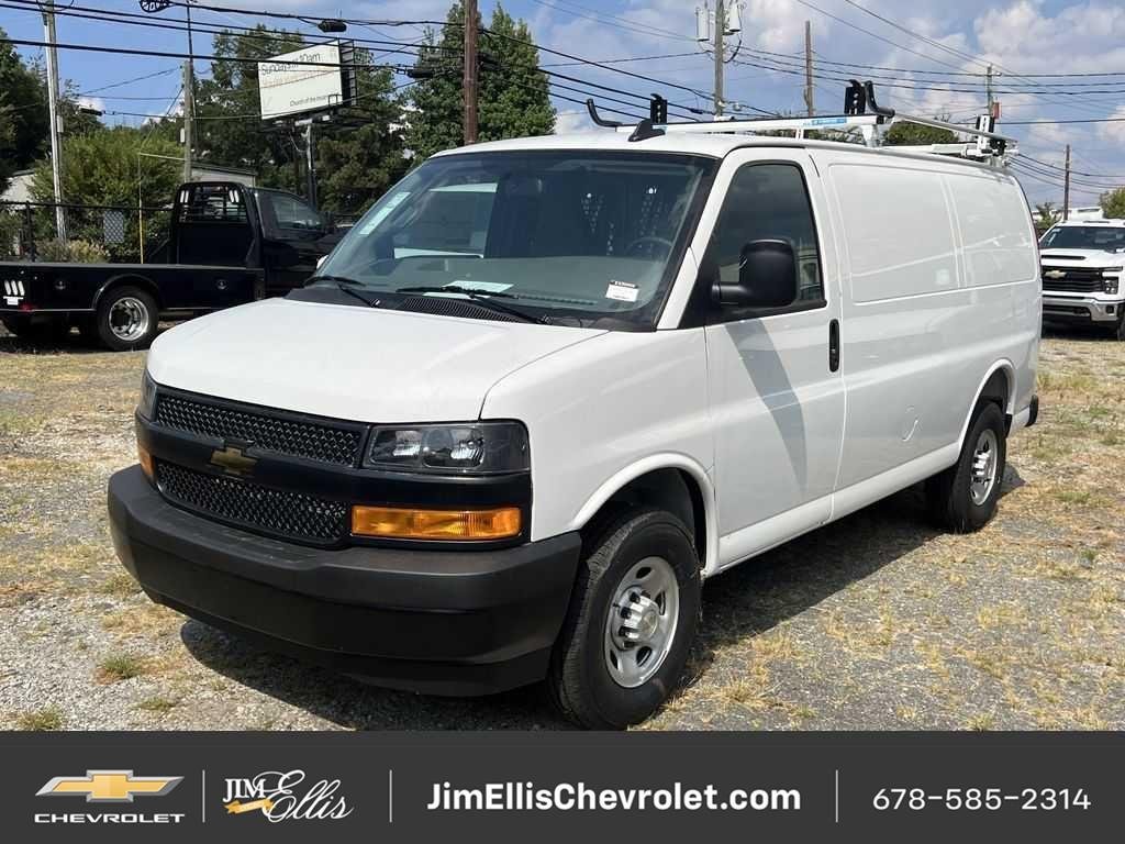 2025 Chevrolet Express Cargo Work Van - Photo 4
