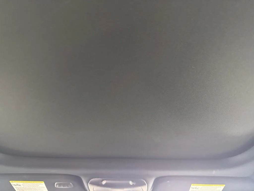 Used 2018 White Lincoln Select image 32