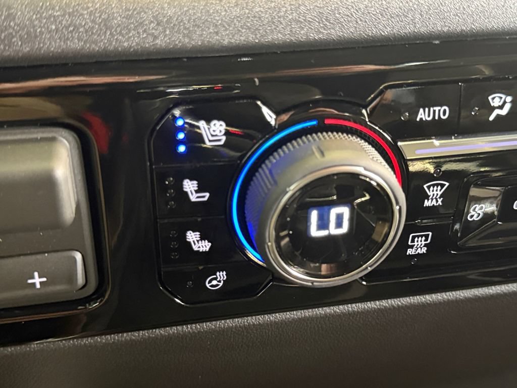 2026 Chevrolet Silverado 1500 High Country - Photo 23