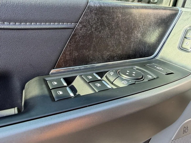 New 2026 Carbonized Gray Metallic Ford F-250® XLT image 18
