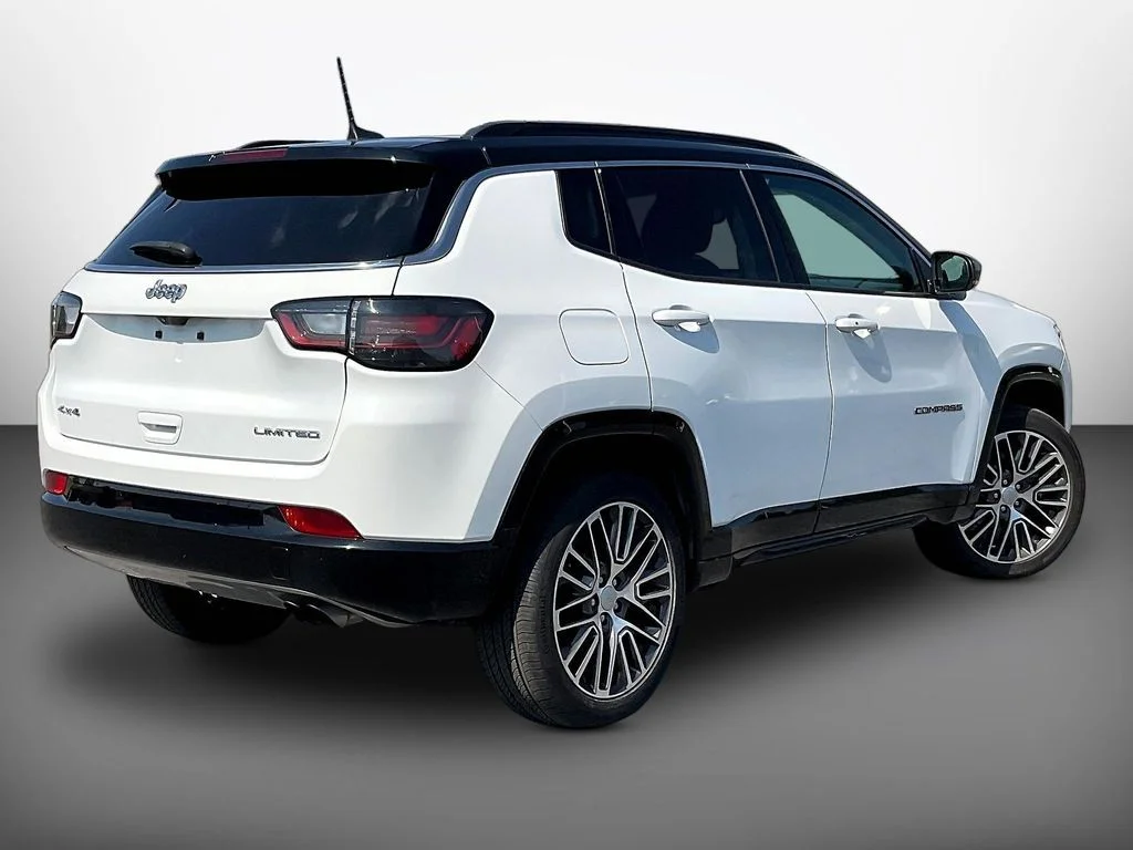 Certified Used 2022 Bright White Clearcoat Jeep Limited image 6
