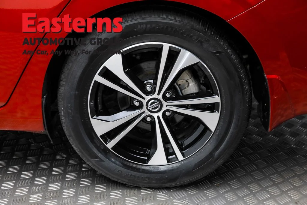 Used 2021 Red Nissan SV image 8