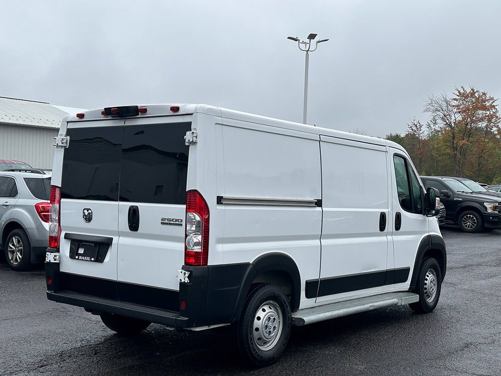 Used 2025 White Ram Base image 11