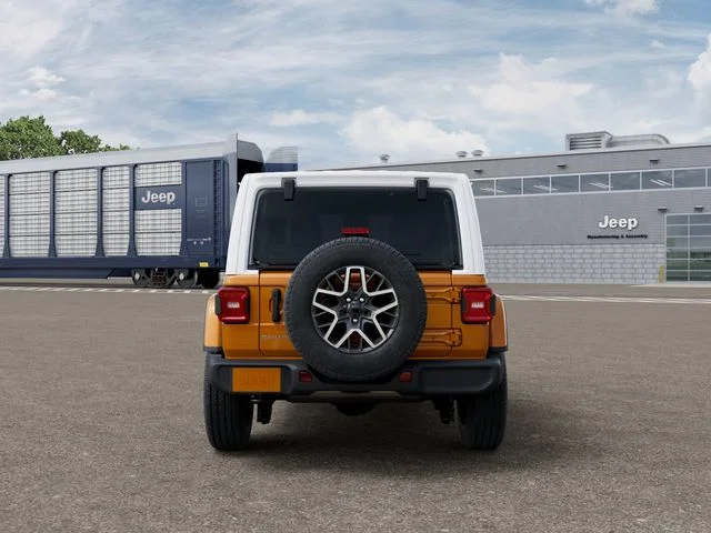 New 2026 Goldilocks Exterior Paint Jeep Sahara image 8
