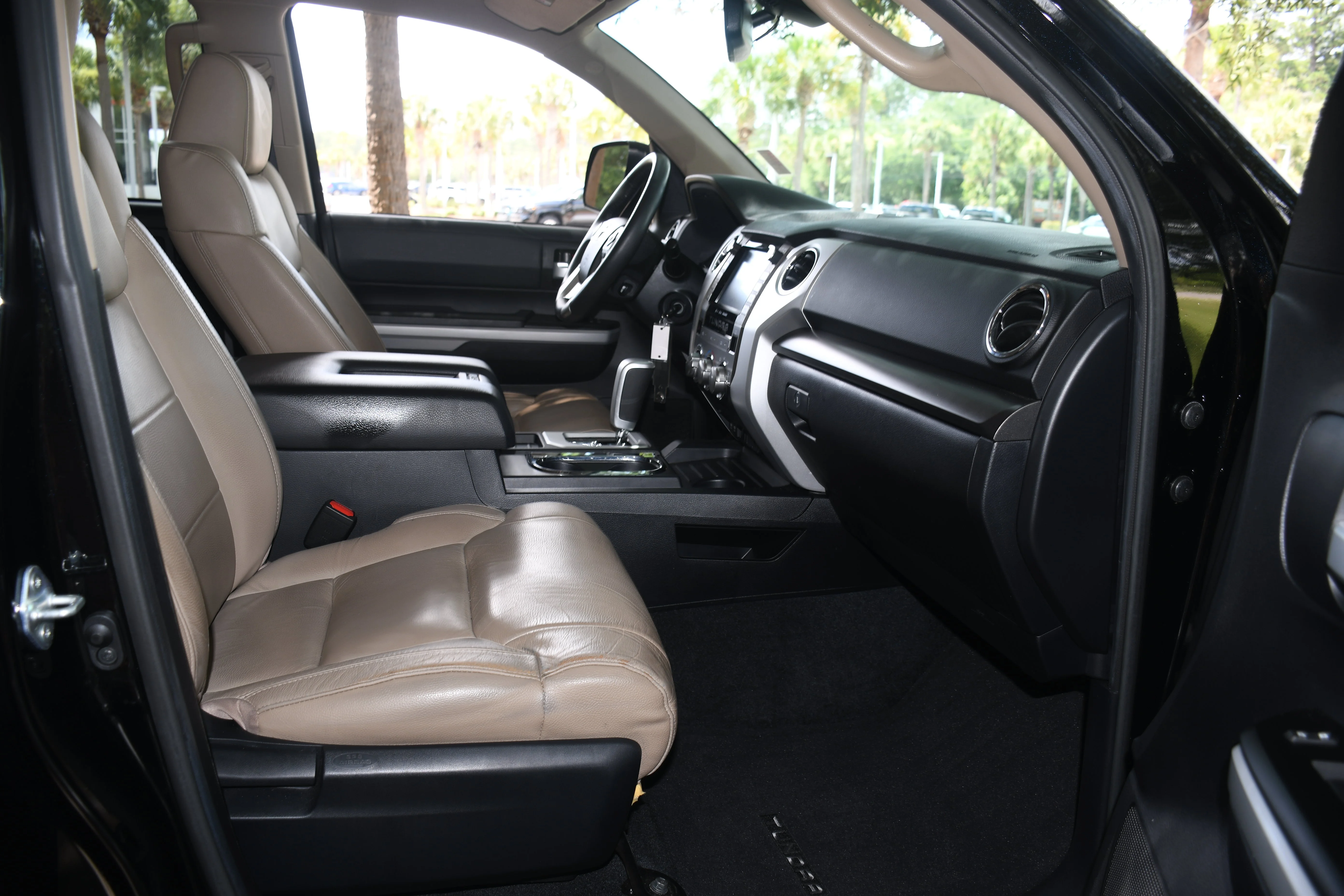 Used 2021 Black Toyota SR5 image 18