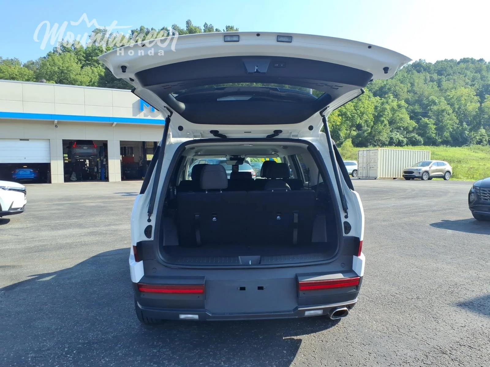 Used 2026 Serenity White Hyundai SEL image 23