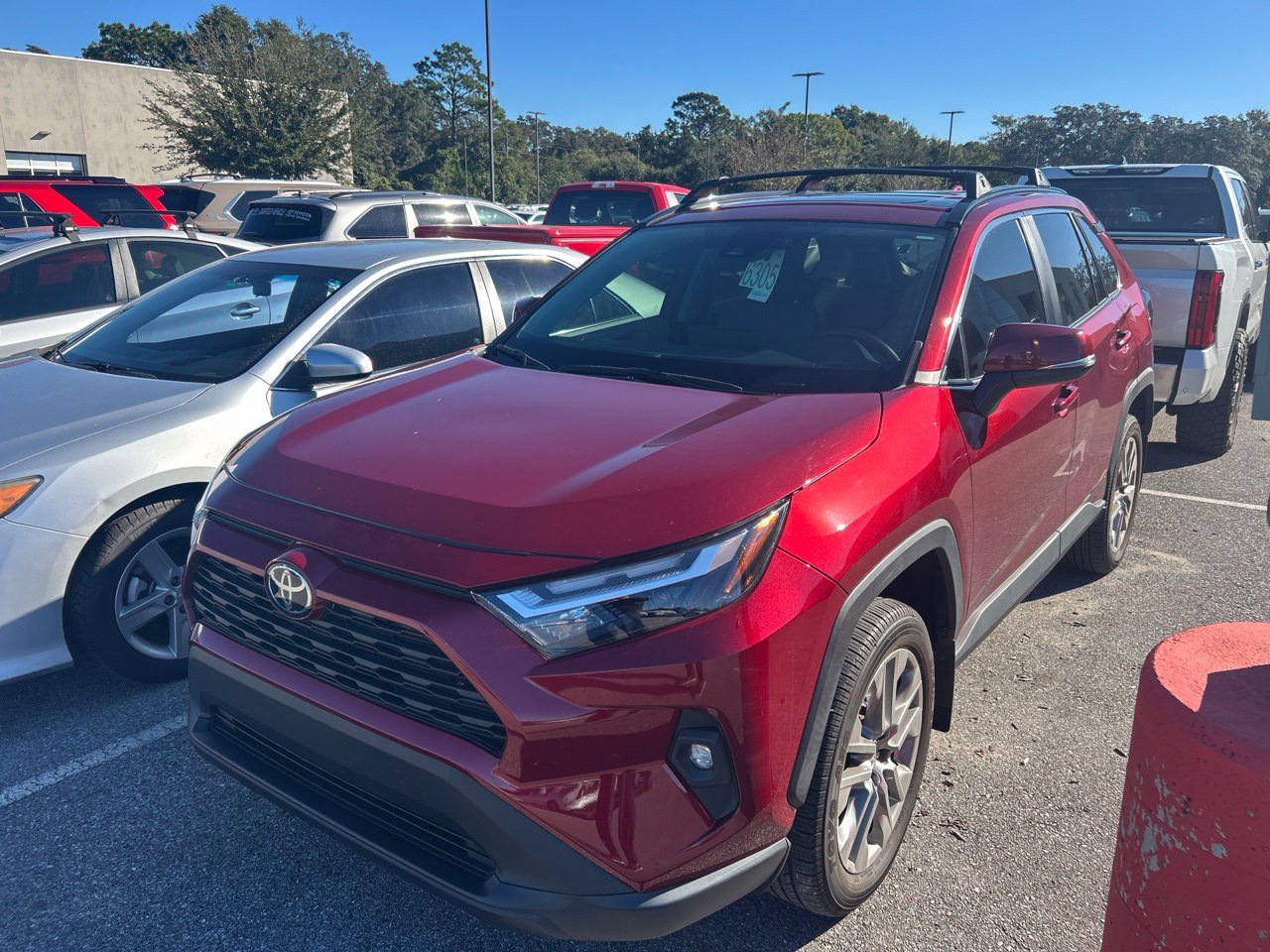 Used 2025 Red Toyota XLE Premium image 7