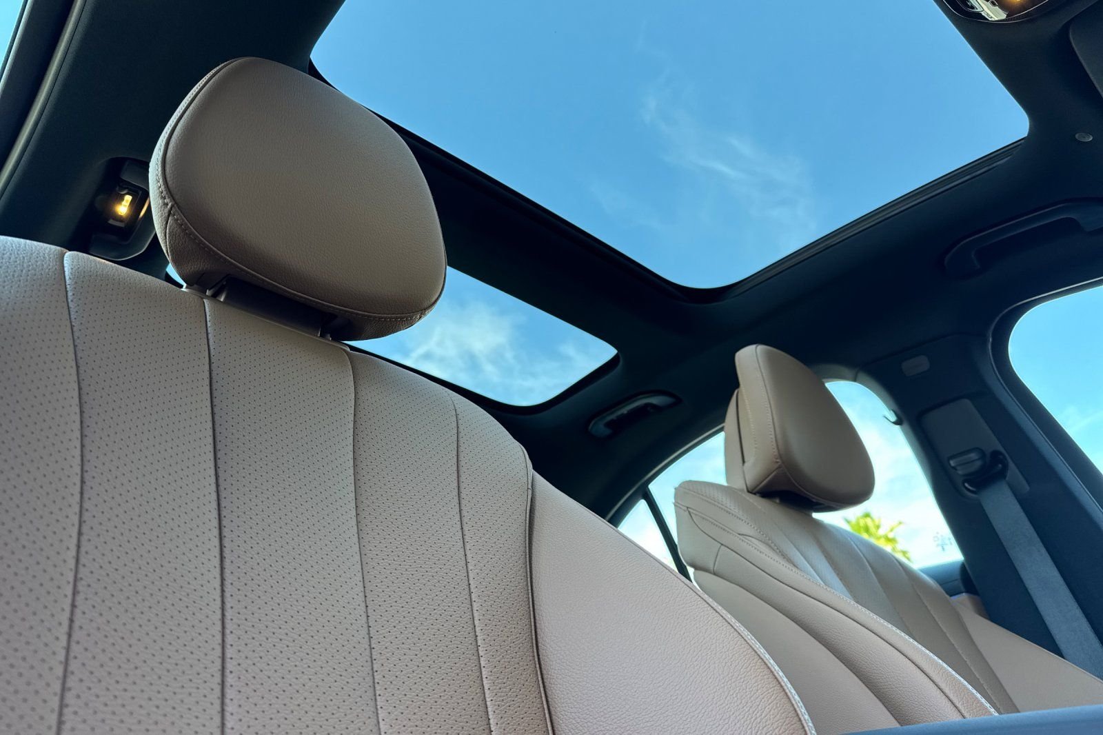 New 2026 Polar White Mercedes-Benz E 350 image 32