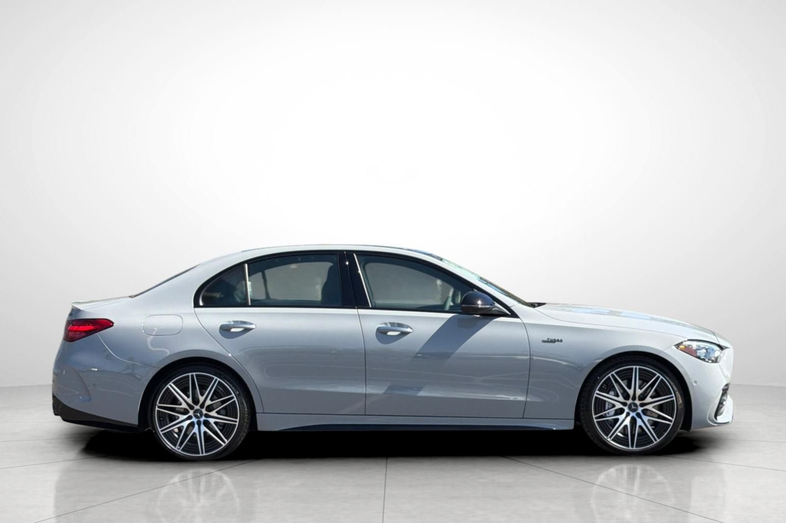 New 2026 MANUFAKTUR Alpine Grey Mercedes-Benz C 43 AMG® image 31