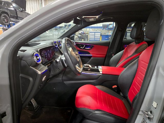 Certified Used 2025  Mercedes-Benz GLC 300 Coupe image 4