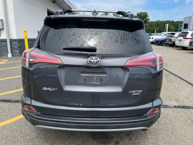 Used 2017 Magnetic Gray Metallic Toyota Limited image 4