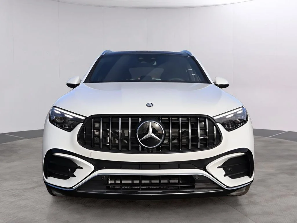 New 2026 MANUFAKTUR Moonlight White Metallic Mercedes-Benz GLC 43 AMG® image 2