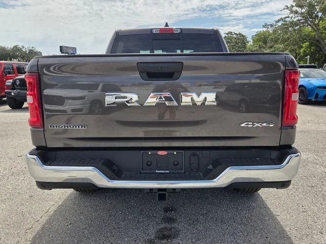 New 2026 Granite Crystal Metallic Clear-Coat Exterior Paint RAM Big Horn/Lone Star image 7