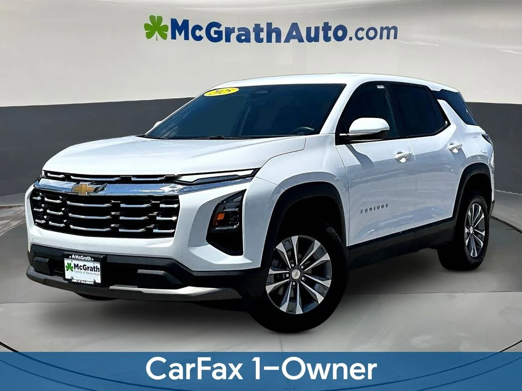 Used 2025 White Chevrolet LT image 3