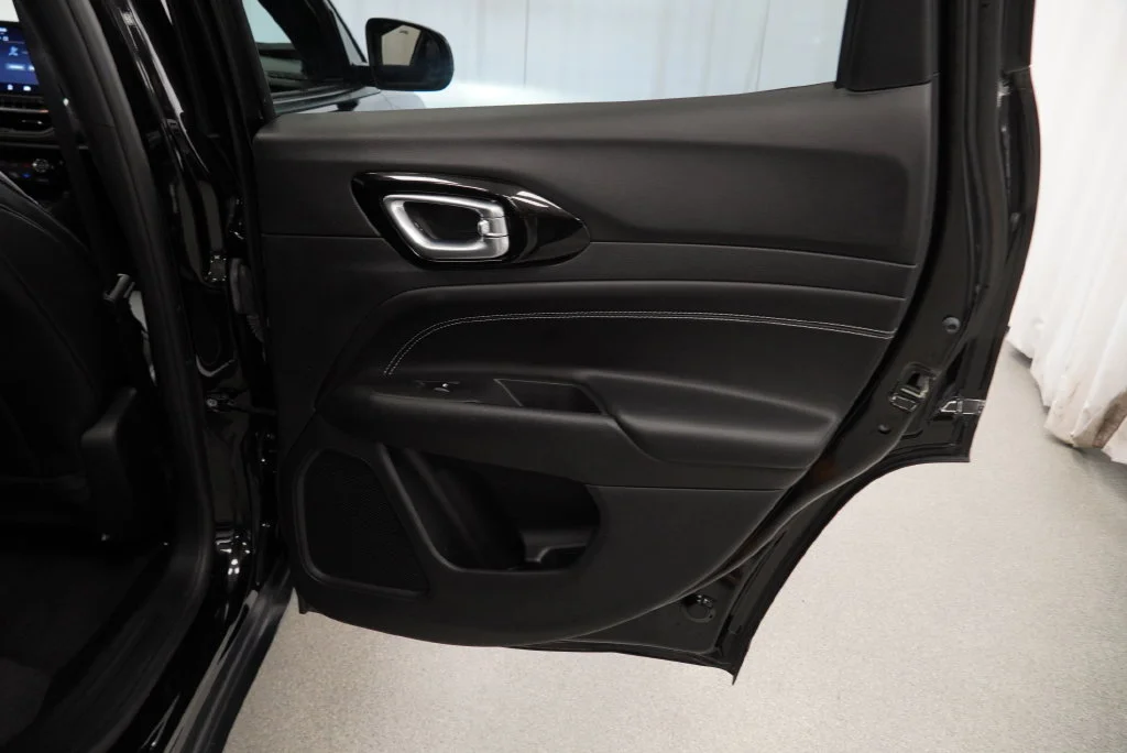 Used 2023 Black Jeep Altitude 4x4 image 27