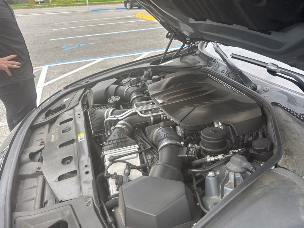 Used 2014 Black BMW  image 6