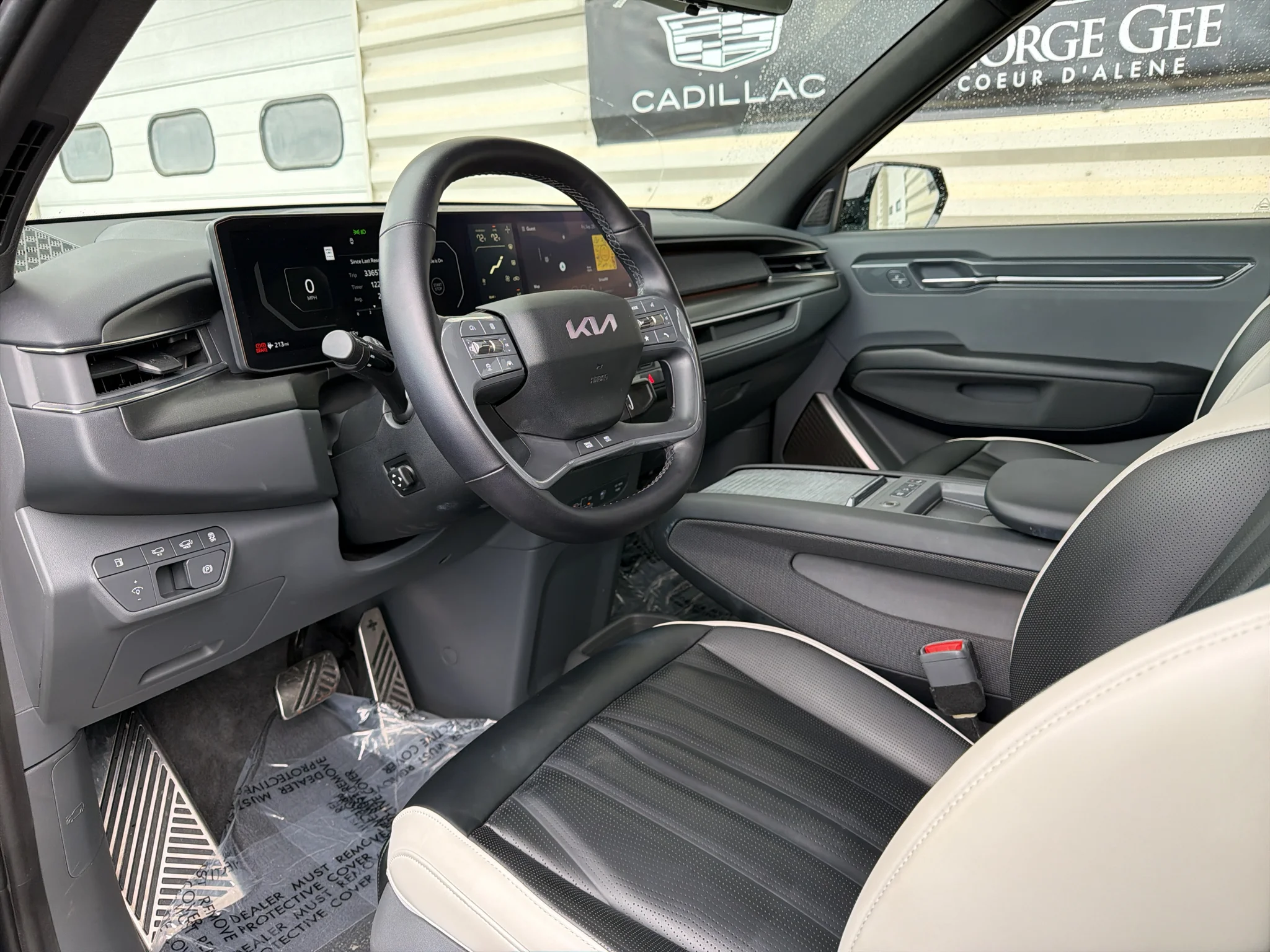 Certified Used 2024 Aurora Black Pearl Kia GT-Line image 11