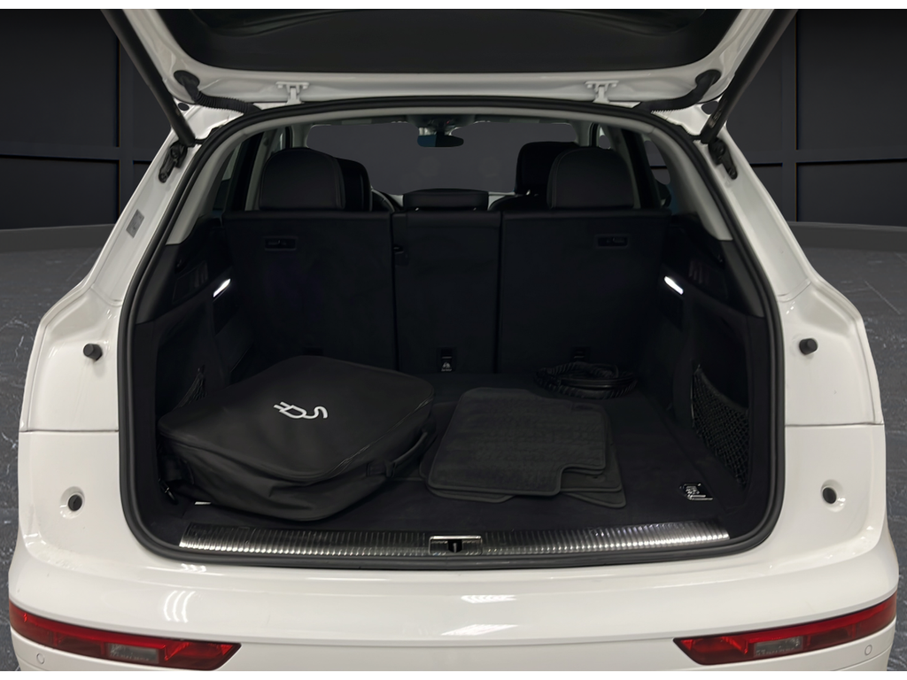 Used 2022 Ibis White Audi 55 Premium image 27