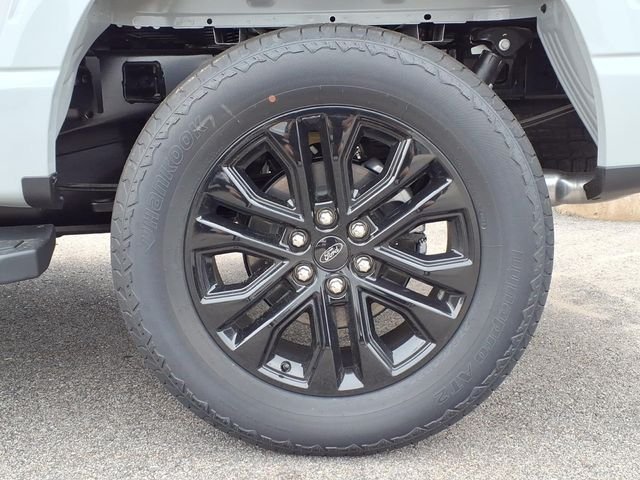 New 2026 Avalanche Ford Lariat® image 8