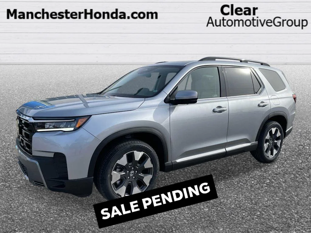 2026 Honda Pilot Touring AWD's photo
