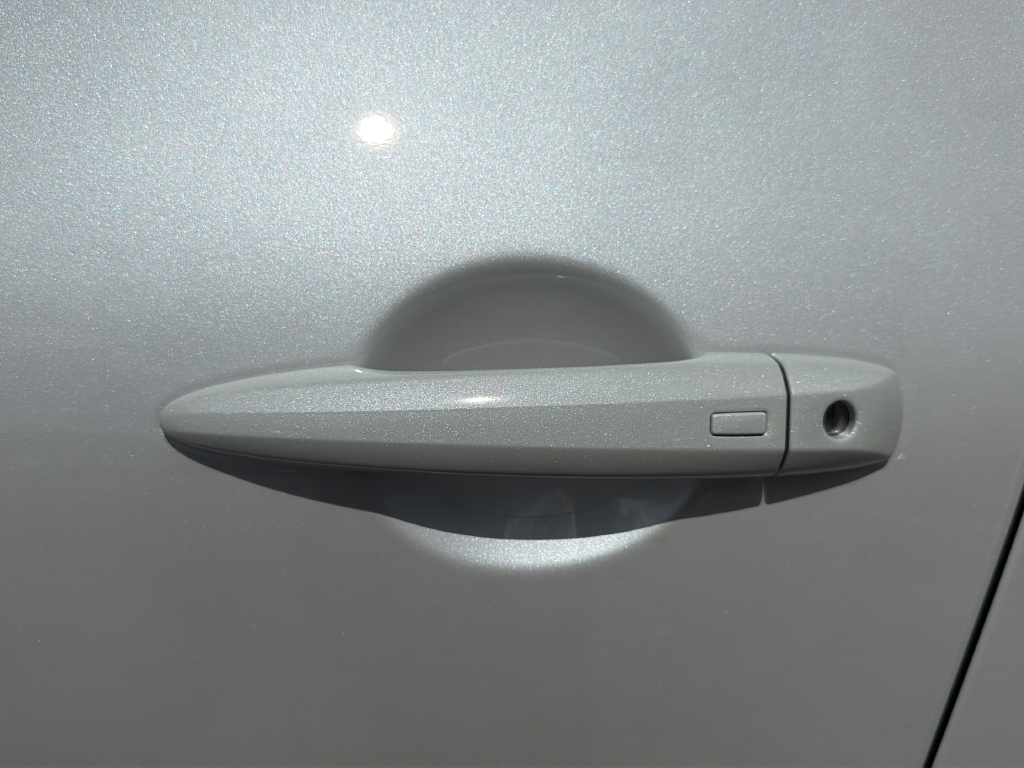 New 2026 White Nissan Platinum image 23