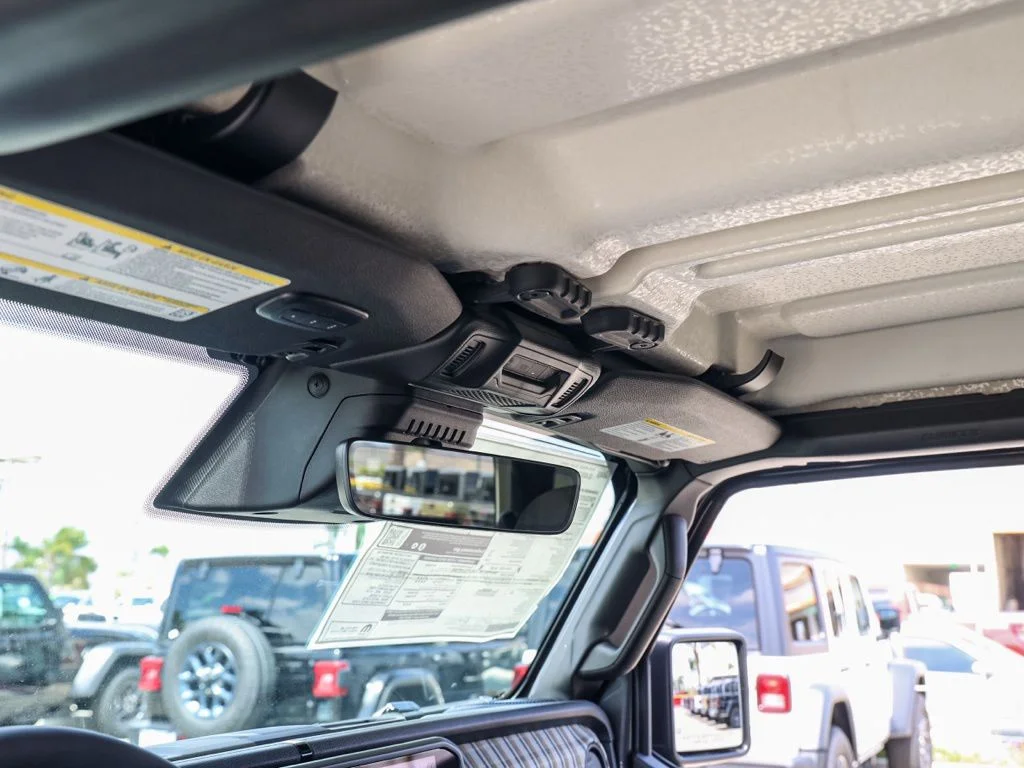 New 2026 Granite Crystal Metallic Clear-Coat Exterior Paint Jeep 85th Anniversary Edition image 13