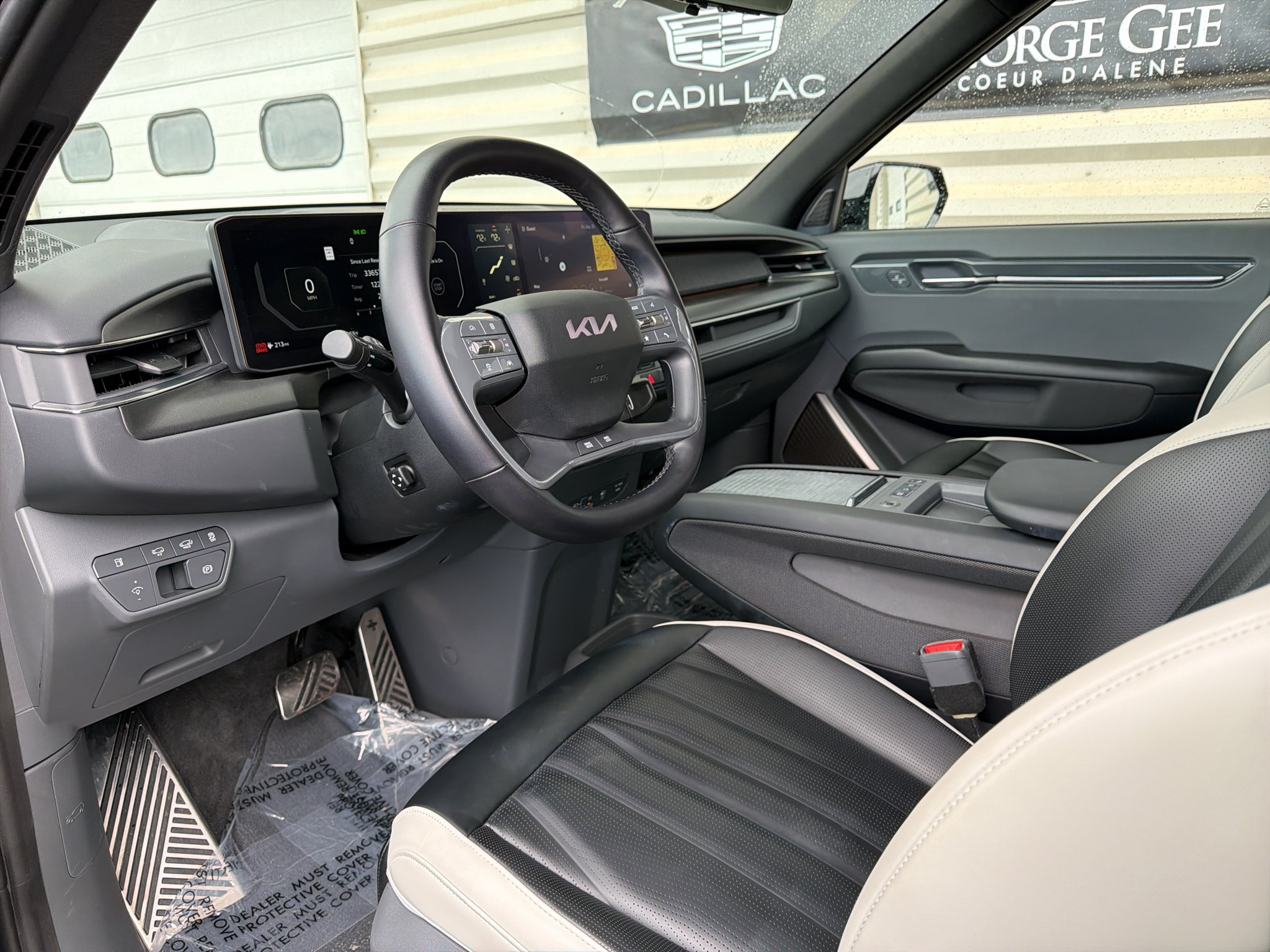 Certified Used 2024 Aurora Black Pearl Kia GT-Line image 11