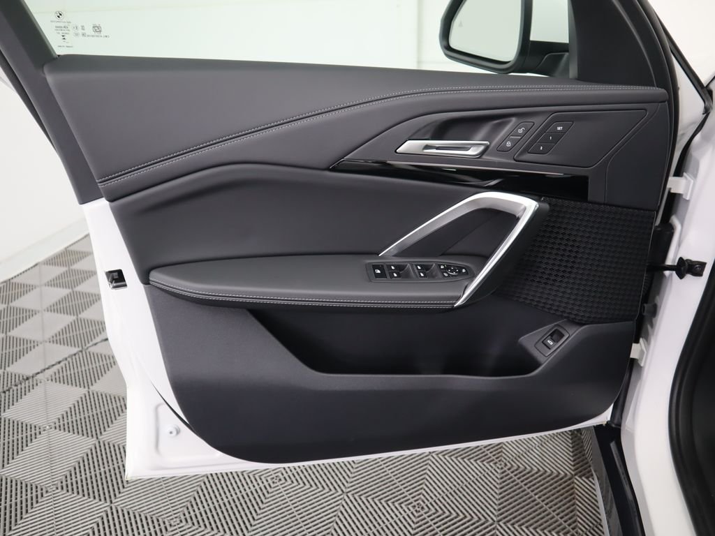 2025 BMW X1 28i - Photo 26