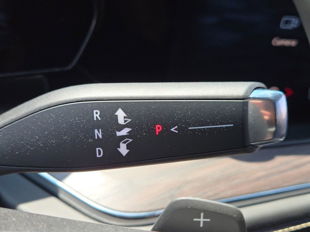 2025 Chevrolet Suburban Premier - Photo 14