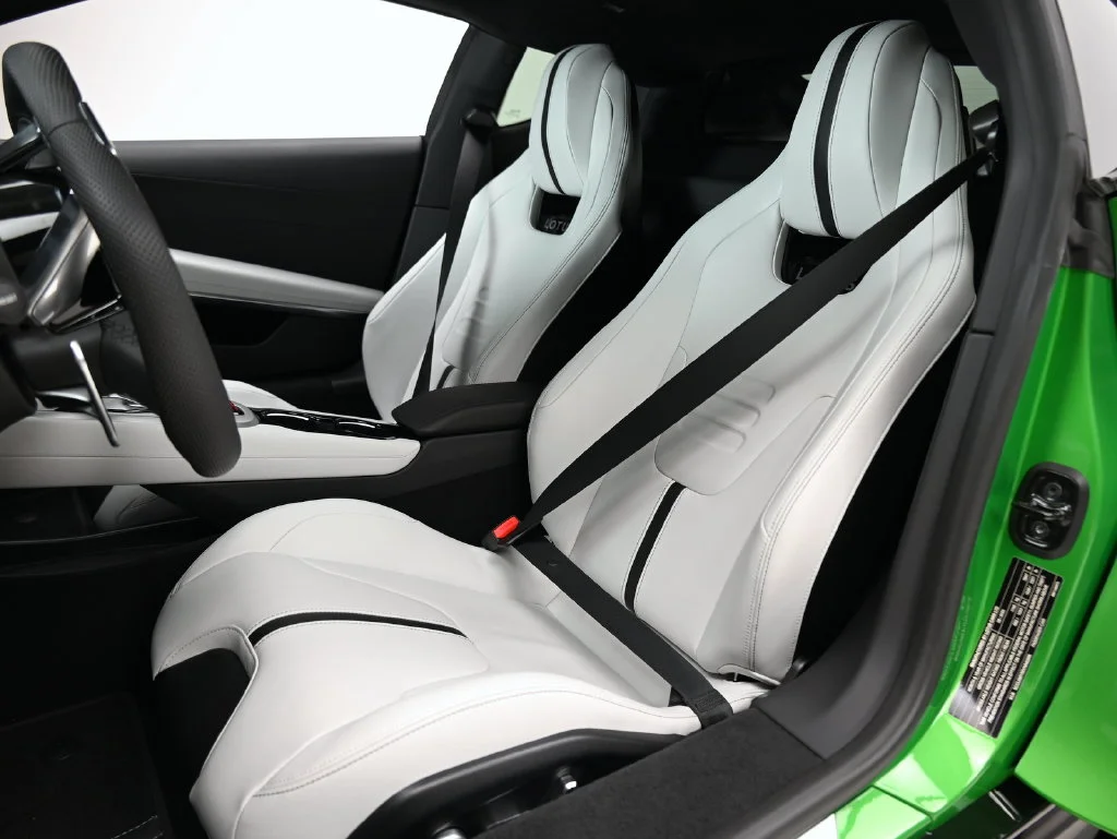 New 2027 EOS Green Lotus  image 13