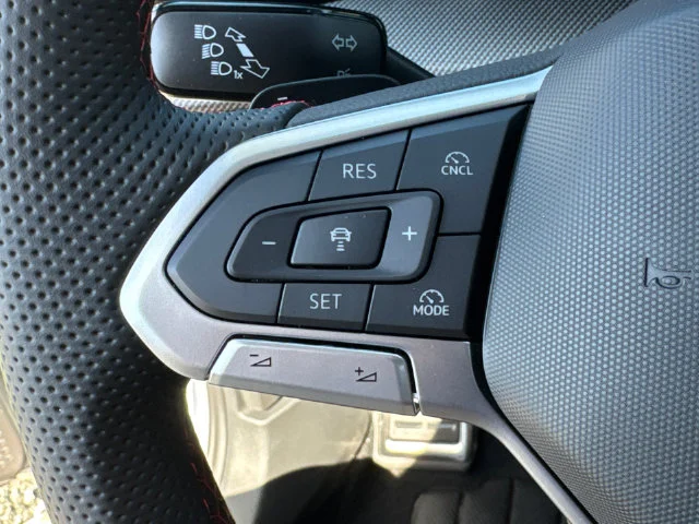 New 2026 Alpine Silver Metallic Volkswagen S image 42