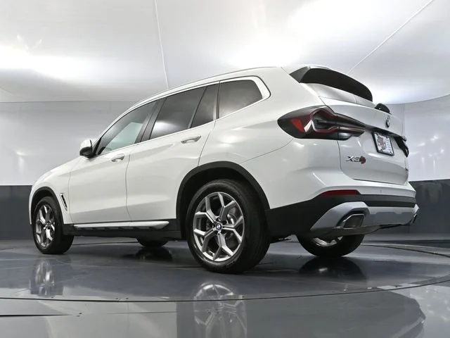 Used 2023 White BMW xDrive30i image 54